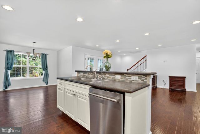 3079 MERIDIAN DR, Greenbackville, VA 23356