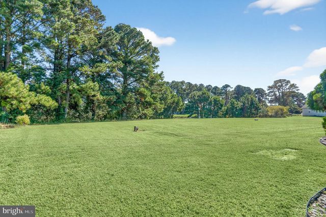 3079 MERIDIAN DR, Greenbackville, VA 23356