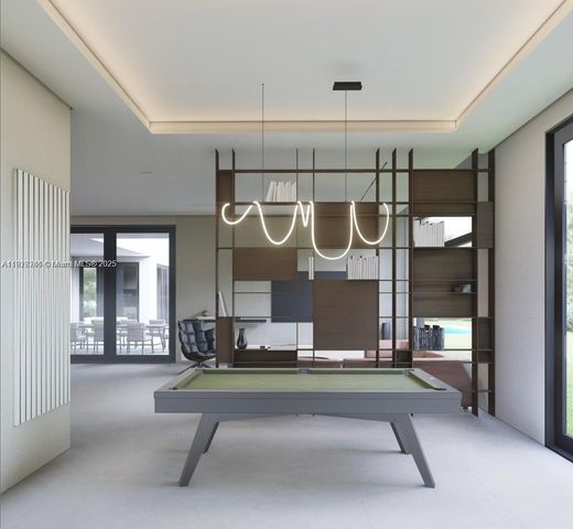 7740 SW 52nd Ave, Miami, FL 33143