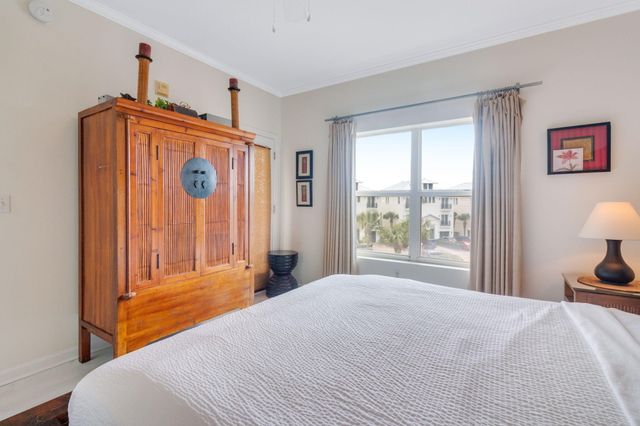 1952 Scenic Gulf Drive UNIT 307, Miramar Beach, FL 32550