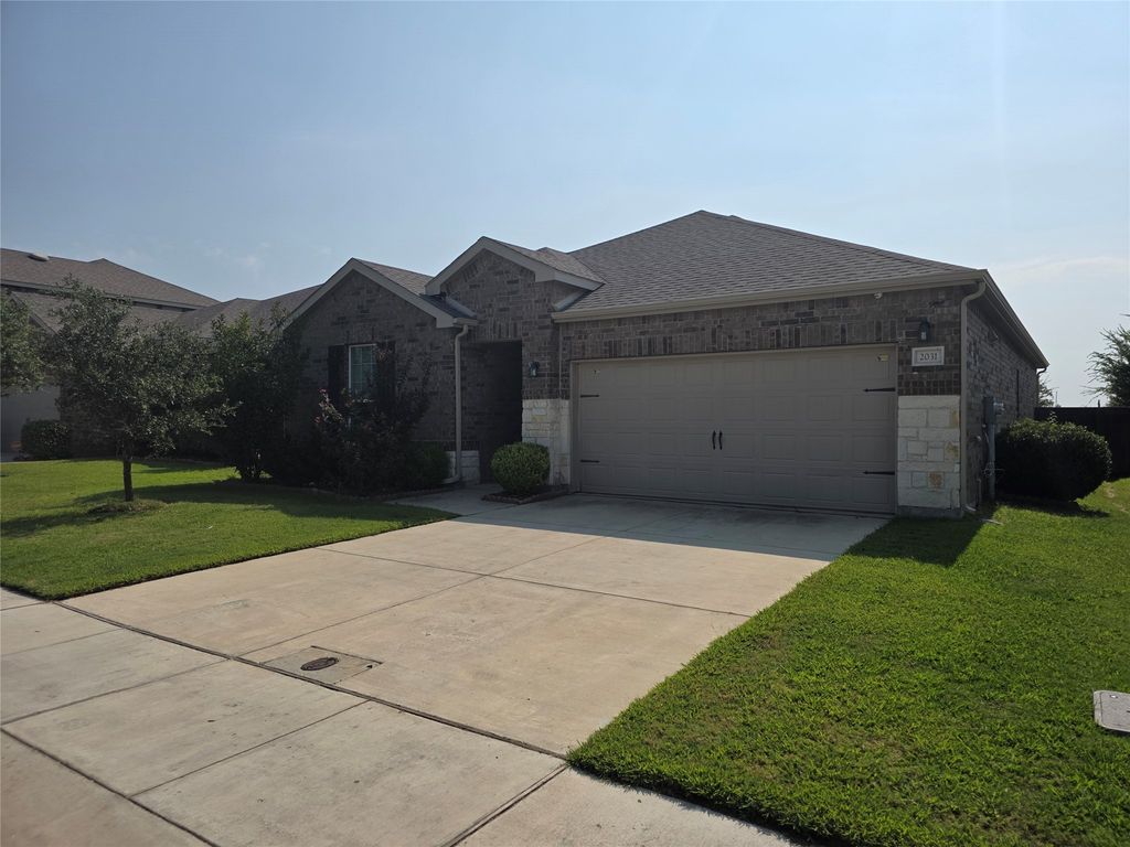 2031 Avondown Road, Forney, TX 75126