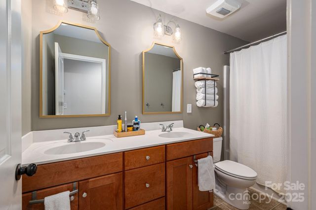 7228 Stableford Lane, Stanley, NC 28164