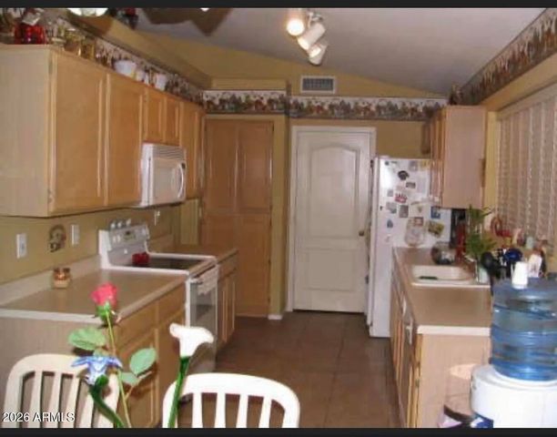 2316 E RAWHIDE Street, Gilbert, AZ 85296