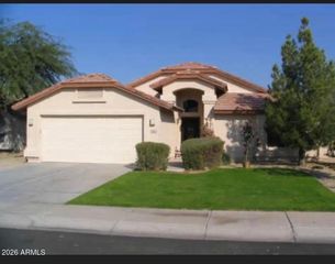 2316 E RAWHIDE Street, Gilbert, AZ 85296