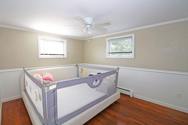85 Forsyth Ave, Somerset, MA 02726