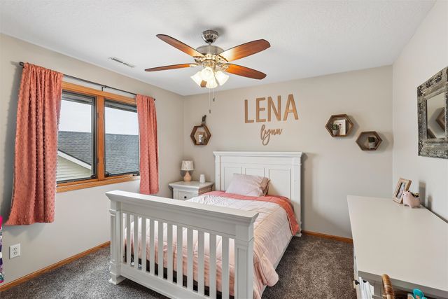 1105 NW Boulder Brook Drive, Ankeny, IA 50023