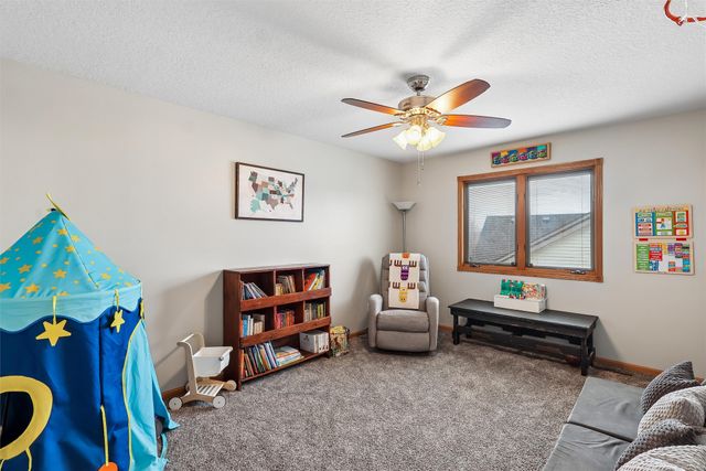 1105 NW Boulder Brook Drive, Ankeny, IA 50023