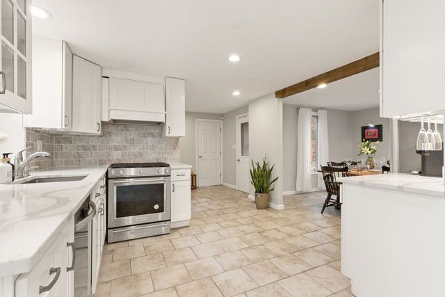 99 Furnace St, Sharon, MA 02067