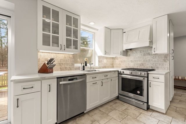 99 Furnace St, Sharon, MA 02067