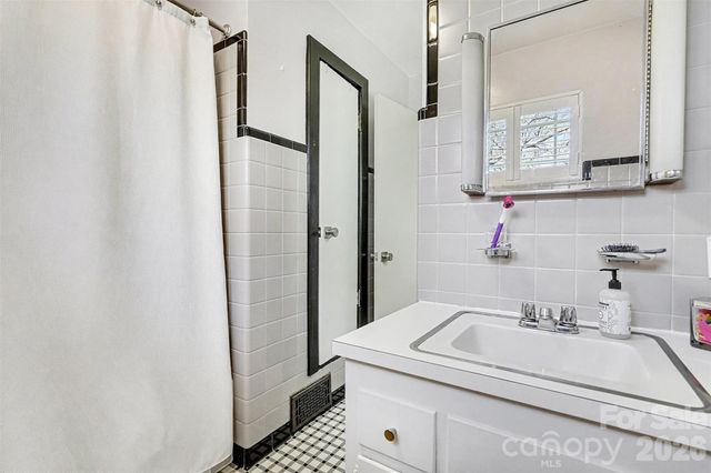 233 Annandale Avenue, Salisbury, NC 28144