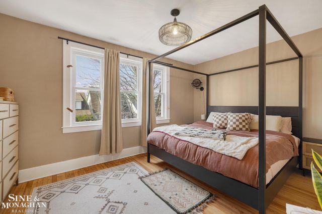 1108 Wayburn Street, Grosse Pointe, MI 48230