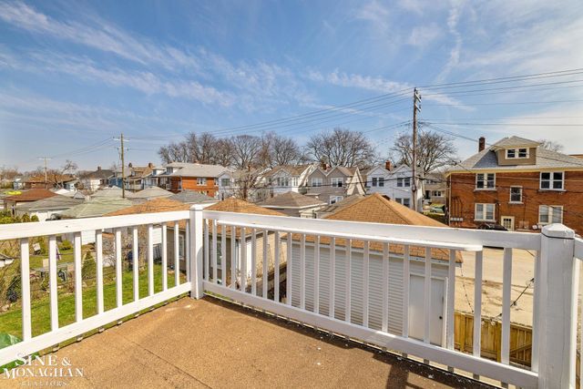 1108 Wayburn Street, Grosse Pointe, MI 48230