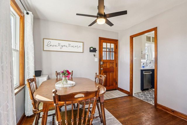 222 Hyde Park AVENUE, Waukesha, WI 53188