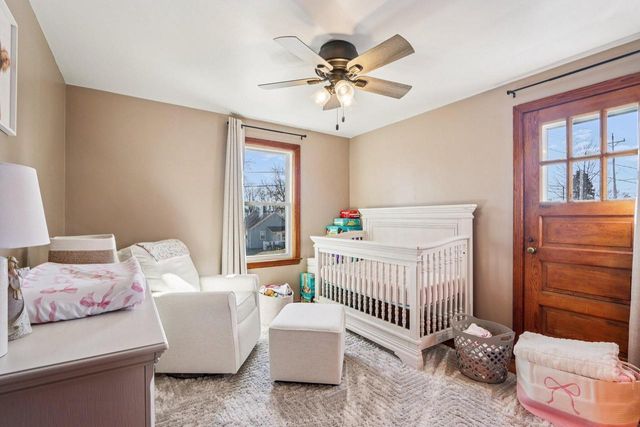 222 Hyde Park AVENUE, Waukesha, WI 53188