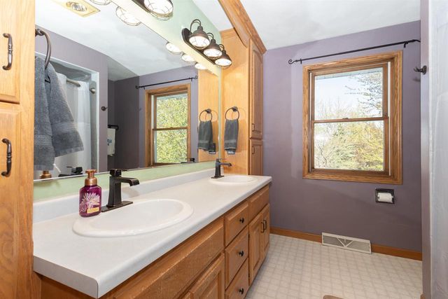 N490 MARGARET COURT, Sherwood, WI 54169