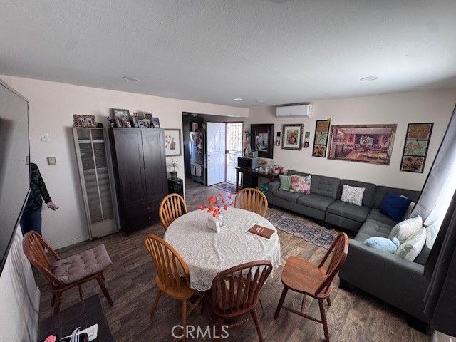 11918 Hemlock, Hesperia, CA 92345