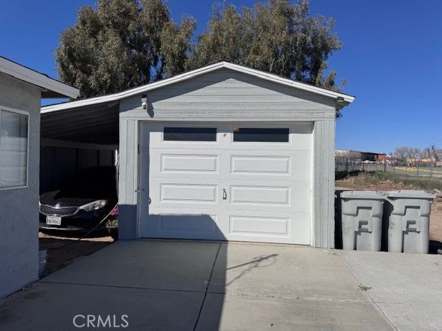 11918 Hemlock, Hesperia, CA 92345