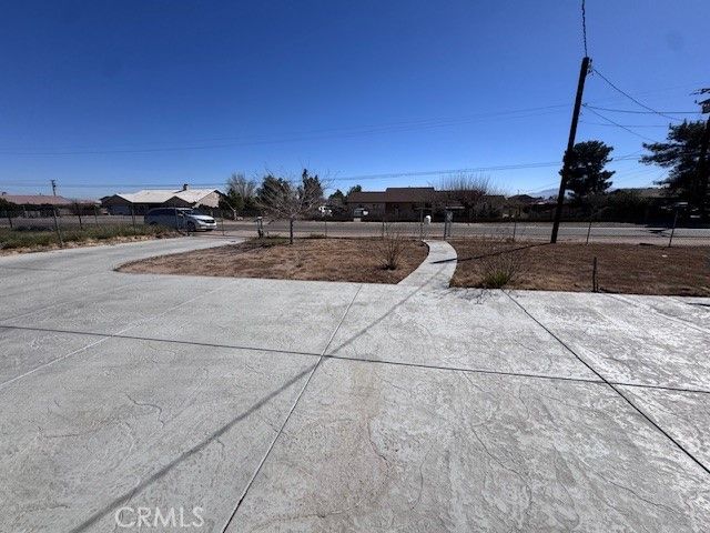 11918 Hemlock, Hesperia, CA 92345