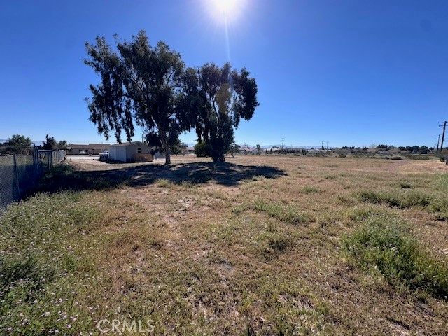 11918 Hemlock, Hesperia, CA 92345