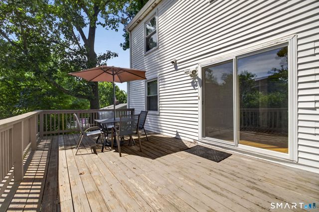 224 Anns Farm Road, Hamden, CT 06518