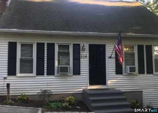 224 Anns Farm Road, Hamden, CT 06518