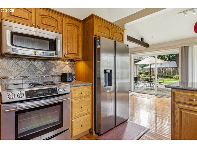 18690 Sw ALDERWOOD Dr, Beaverton, OR 97003