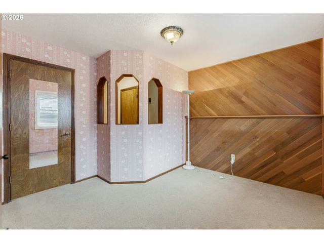 18690 Sw ALDERWOOD Dr, Beaverton, OR 97003