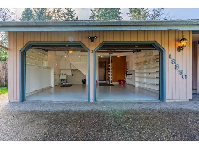 18690 Sw ALDERWOOD Dr, Beaverton, OR 97003