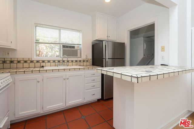 522 N Alta Vista Boulevard 3, Los Angeles, CA 90036