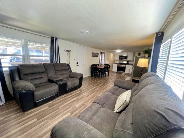 2334 Sanbar Road 104, Possum Kingdom Lake, TX 76449