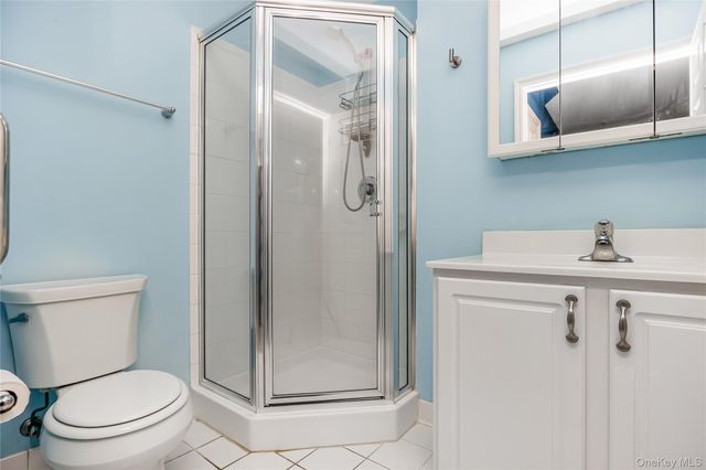 1003 Willow Lane, Valley Stream, NY 11580