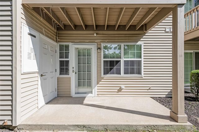 1003 Willow Lane, Valley Stream, NY 11580