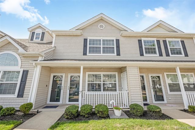 1003 Willow Lane, Valley Stream, NY 11580