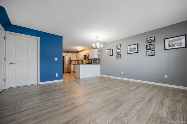 1003 Willow Lane, Valley Stream, NY 11580