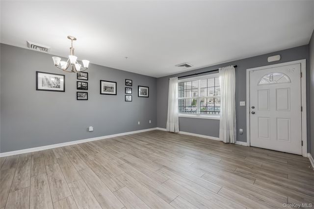 1003 Willow Lane, Valley Stream, NY 11580