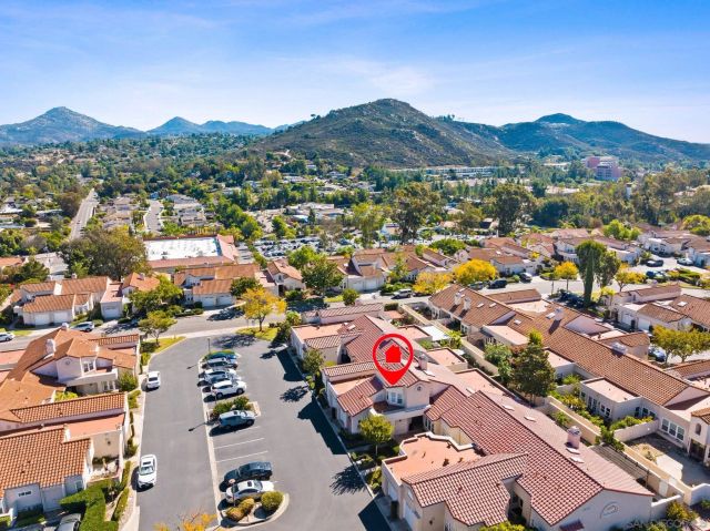 15913 Avenida Villaha 42, San Diego, CA 92128