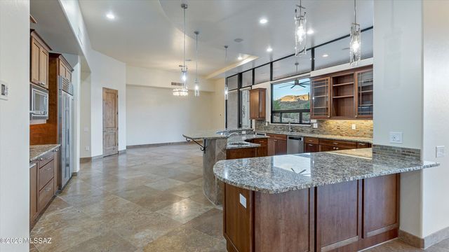 4118 W Cayton Mountain Drive, Marana, AZ 85658
