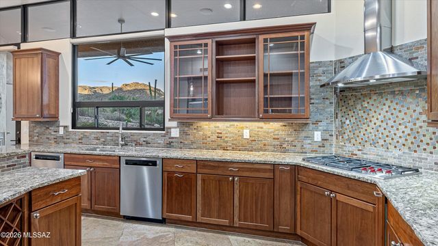 4118 W Cayton Mountain Drive, Marana, AZ 85658