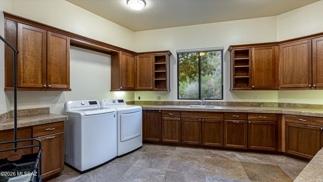 4118 W Cayton Mountain Drive, Marana, AZ 85658