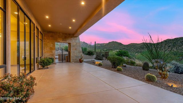 4118 W Cayton Mountain Drive, Marana, AZ 85658