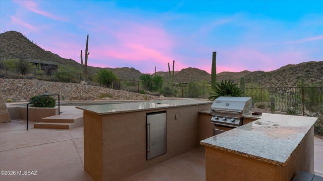 4118 W Cayton Mountain Drive, Marana, AZ 85658