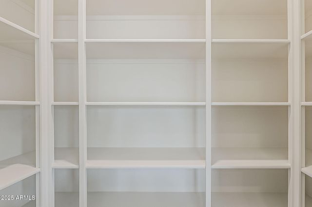 17655 W CRAWFORDSVILLE Drive, Surprise, AZ 85388