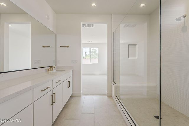 17655 W CRAWFORDSVILLE Drive, Surprise, AZ 85388