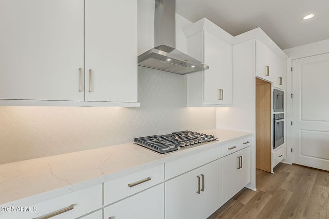 17655 W CRAWFORDSVILLE Drive, Surprise, AZ 85388