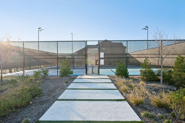 3401 Pat Mayse Drive, Farmersville, TX 75442