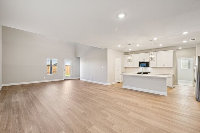 3401 Pat Mayse Drive, Farmersville, TX 75442