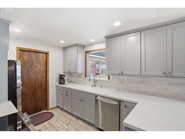 804 Ne 117TH Ave, Vancouver, WA 98684