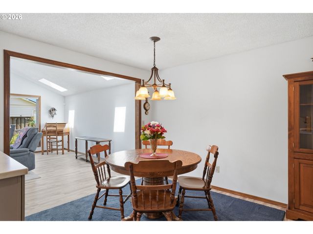 804 Ne 117TH Ave, Vancouver, WA 98684