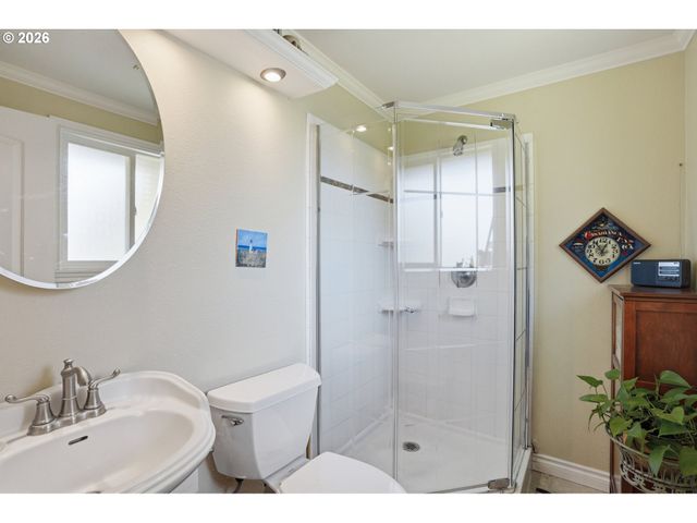 804 Ne 117TH Ave, Vancouver, WA 98684