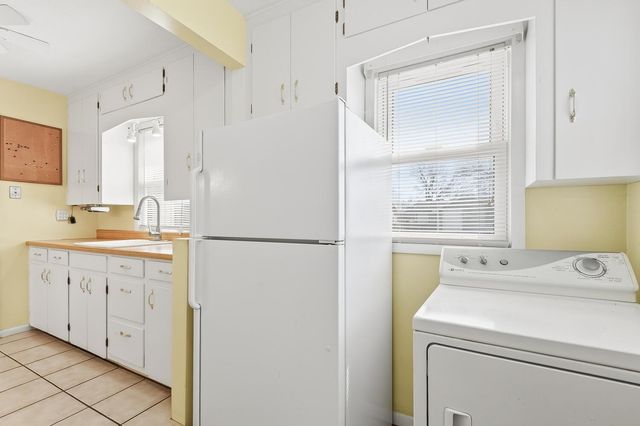 1325 W Jewell Street, Wichita, KS 67217